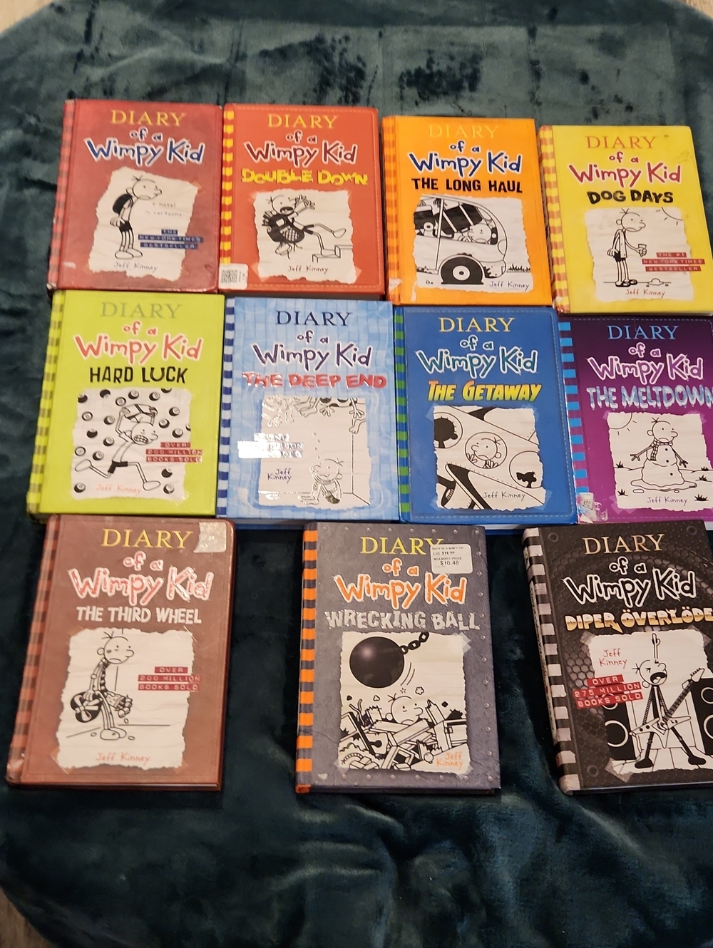 Diary of a Wimpy Kid Book Set - Assorted Color Covers 11 Total